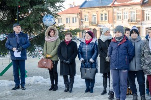 xi-dzien-pamieci-o-ofiarach-holokaustu.jpg