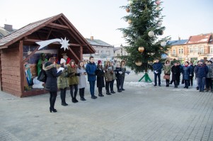 xi-dzien-pamieci-o-ofiarach-holokaustu.jpg