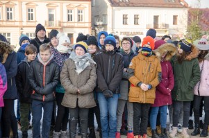 xi-dzien-pamieci-o-ofiarach-holokaustu.jpg