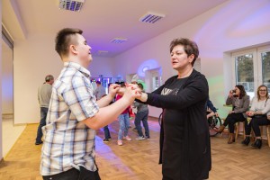 zabawa-karnawalowa-w-parkoszu.jpg