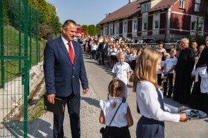rozpoczecie-roku-szkolnego-w-slotowej.jpg