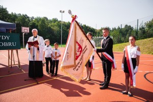 rozpoczecie-roku-szkolnego-w-slotowej.jpg