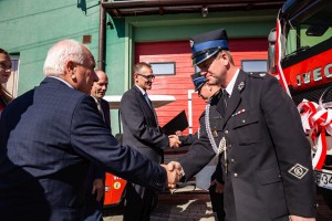poswiecenie-wozow-strazackich-w-lekach-dolnych.jpg