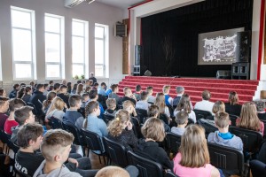 spotkanie-patriotyczne-w-domu-kultury-w-pilznie.jpg