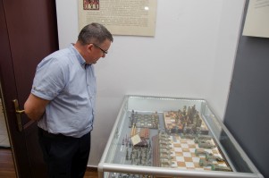 wystawa-krolewska-gra-w-krolewskim-miescie-pilznie.jpg