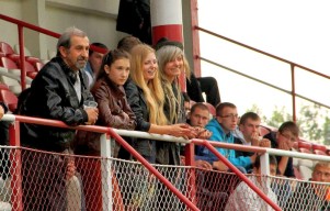 zawody-strazackie-w-pilznie-kibice.jpg