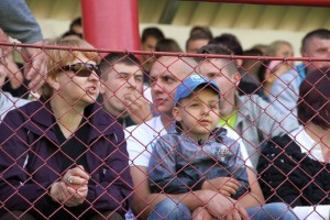 zawody-strazackie-w-pilznie-kibice.jpg