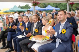 dozynki-gminne-w-lipinach-czesc-oficjalna.jpg