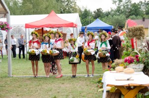 dozynki-gminne-w-lipinach-czesc-oficjalna.jpg