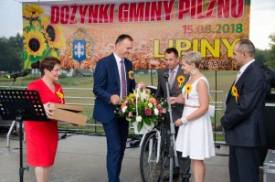 dozynki-gminne-w-lipinach-czesc-oficjalna.jpg