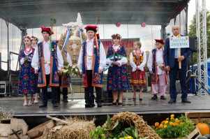 dozynki-gminne-w-lipinach-czesc-oficjalna.jpg