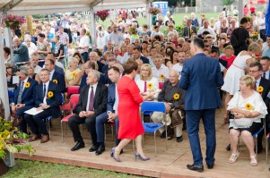 dozynki-gminne-w-lipinach-czesc-oficjalna.jpg
