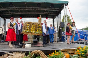 dozynki-gminne-w-lipinach-czesc-oficjalna.jpg