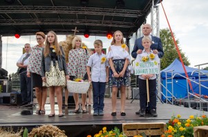 dozynki-gminne-w-lipinach-czesc-oficjalna.jpg