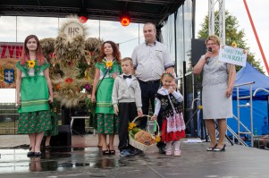 dozynki-gminne-w-lipinach-czesc-oficjalna.jpg