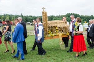 dozynki-gminne-w-lipinach-czesc-oficjalna.jpg