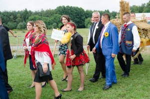 dozynki-gminne-w-lipinach-czesc-oficjalna.jpg