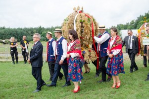 dozynki-gminne-w-lipinach-czesc-oficjalna.jpg