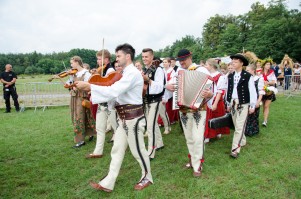 dozynki-gminne-w-lipinach-czesc-oficjalna.jpg