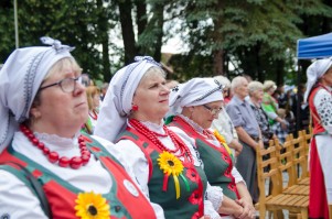 dozynki-gminne-w-lipinach-msza-sw.jpg
