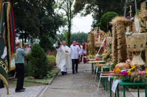 dozynki-gminne-w-lipinach-msza-sw.jpg