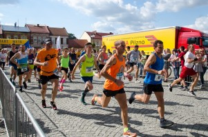 iv-urodzinowy-bieg-miasta-pilzna-cz-1.jpg