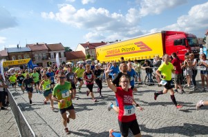 iv-urodzinowy-bieg-miasta-pilzna-cz-1.jpg
