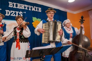 zwiernik-w-obiektywie-dawniej-i-dzis.jpg