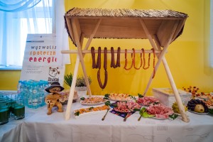 zwiernik-w-obiektywie-dawniej-i-dzis.jpg
