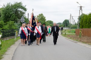 nadanie-imienia-jana-pawla-ii-szkole-podstawowej-w-machowej-cz-1.jpg