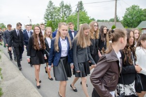 nadanie-imienia-jana-pawla-ii-szkole-podstawowej-w-machowej-cz-1.jpg