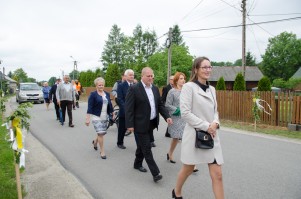 nadanie-imienia-jana-pawla-ii-szkole-podstawowej-w-machowej-cz-1.jpg