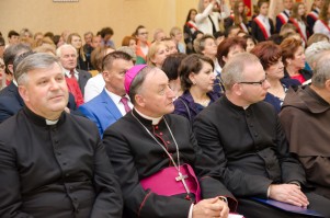 nadanie-imienia-jana-pawla-ii-szkole-podstawowej-w-machowej-cz-1.jpg