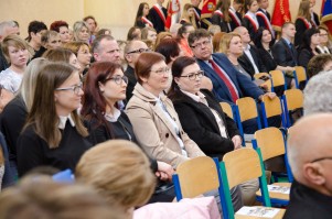 nadanie-imienia-jana-pawla-ii-szkole-podstawowej-w-machowej-cz-1.jpg