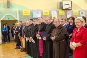 nadanie-imienia-jana-pawla-ii-szkole-podstawowej-w-machowej-cz-1.jpg