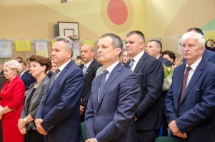 nadanie-imienia-jana-pawla-ii-szkole-podstawowej-w-machowej-cz-1.jpg
