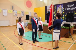 nadanie-imienia-jana-pawla-ii-szkole-podstawowej-w-machowej-cz-1.jpg