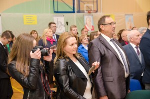nadanie-imienia-jana-pawla-ii-szkole-podstawowej-w-machowej-cz-1.jpg