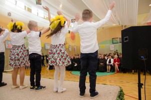 nadanie-imienia-jana-pawla-ii-szkole-podstawowej-w-machowej-cz-1.jpg