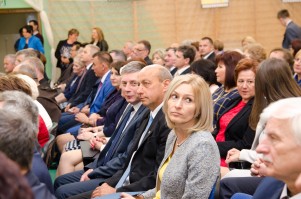 nadanie-imienia-jana-pawla-ii-szkole-podstawowej-w-machowej-cz-1.jpg