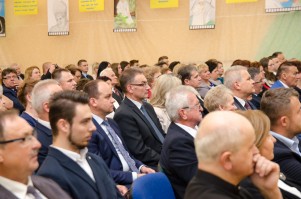 nadanie-imienia-jana-pawla-ii-szkole-podstawowej-w-machowej-cz-2.jpg
