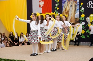 nadanie-imienia-jana-pawla-ii-szkole-podstawowej-w-machowej-cz-2.jpg
