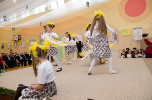 nadanie-imienia-jana-pawla-ii-szkole-podstawowej-w-machowej-cz-2.jpg
