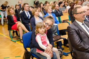 nadanie-imienia-jana-pawla-ii-szkole-podstawowej-w-machowej-cz-2.jpg