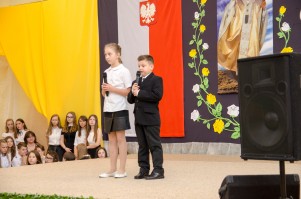 nadanie-imienia-jana-pawla-ii-szkole-podstawowej-w-machowej-cz-2.jpg