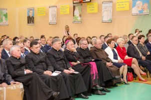 nadanie-imienia-jana-pawla-ii-szkole-podstawowej-w-machowej-cz-2.jpg