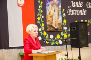 nadanie-imienia-jana-pawla-ii-szkole-podstawowej-w-machowej-cz-2.jpg