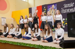 nadanie-imienia-jana-pawla-ii-szkole-podstawowej-w-machowej-cz-2.jpg