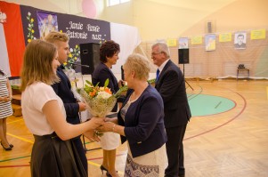 nadanie-imienia-jana-pawla-ii-szkole-podstawowej-w-machowej-cz-2.jpg