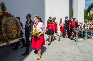 dozynki-gminne-w-lekach-dolnych-cz-1.jpg